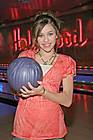 Miley bowls!!!!!!!! -  Cinema, tv - Humour - 